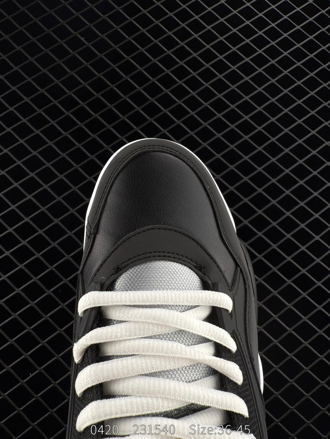 Nike Air Jordan 4 Retro